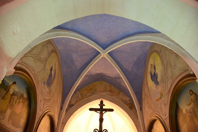 Intérieur de l'église de Villette-sur-Ain